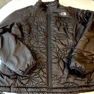 The North Face-Women puffer with lotus design